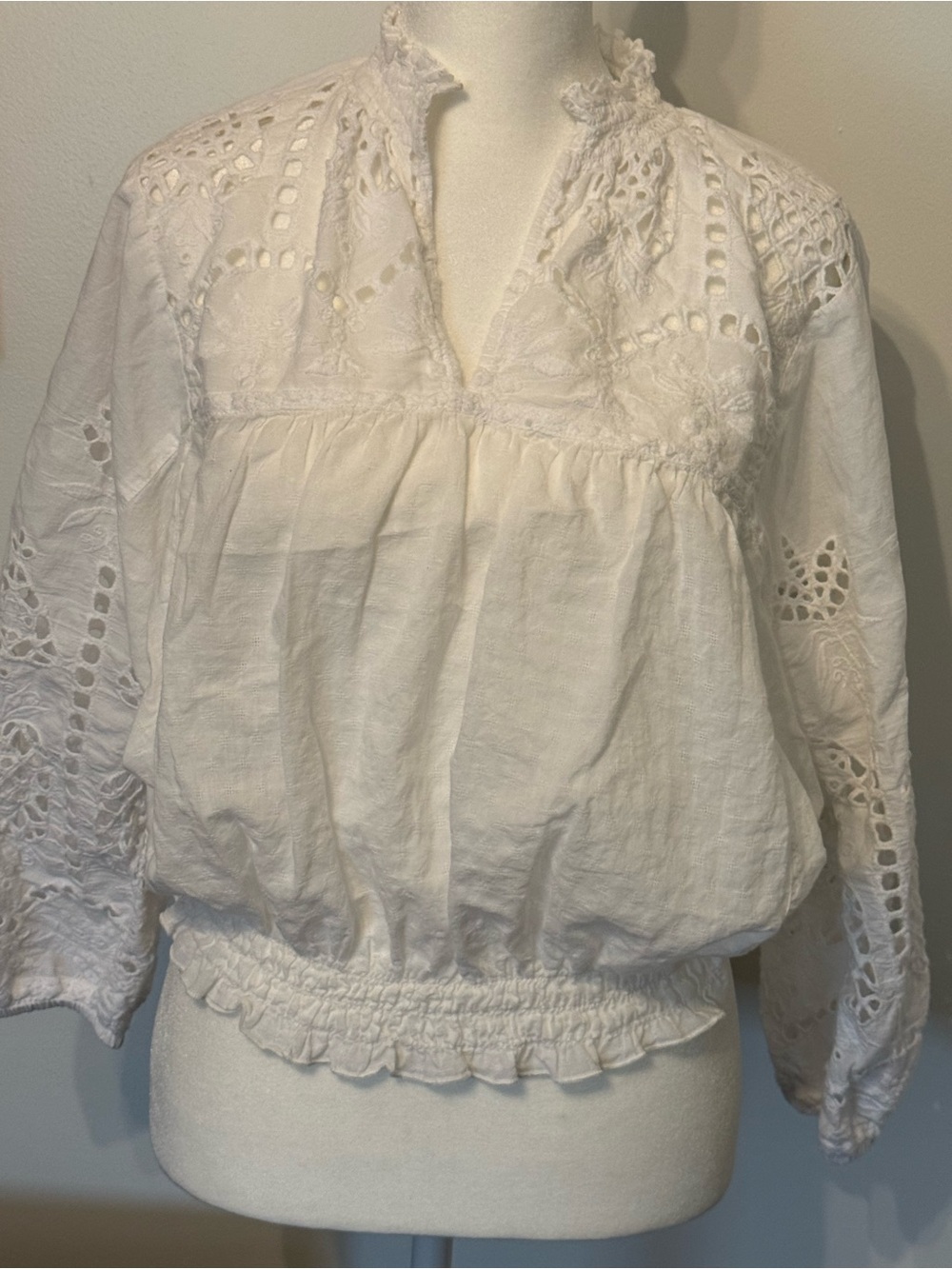 Broadway 38 White Embroidered Peasant Top